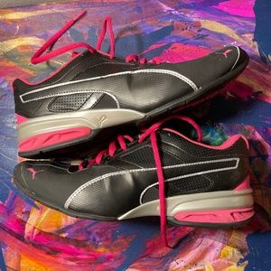 Puma athletic shoes size 10